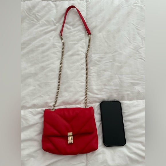 Red Zara chain purse - Picture 4 of 8